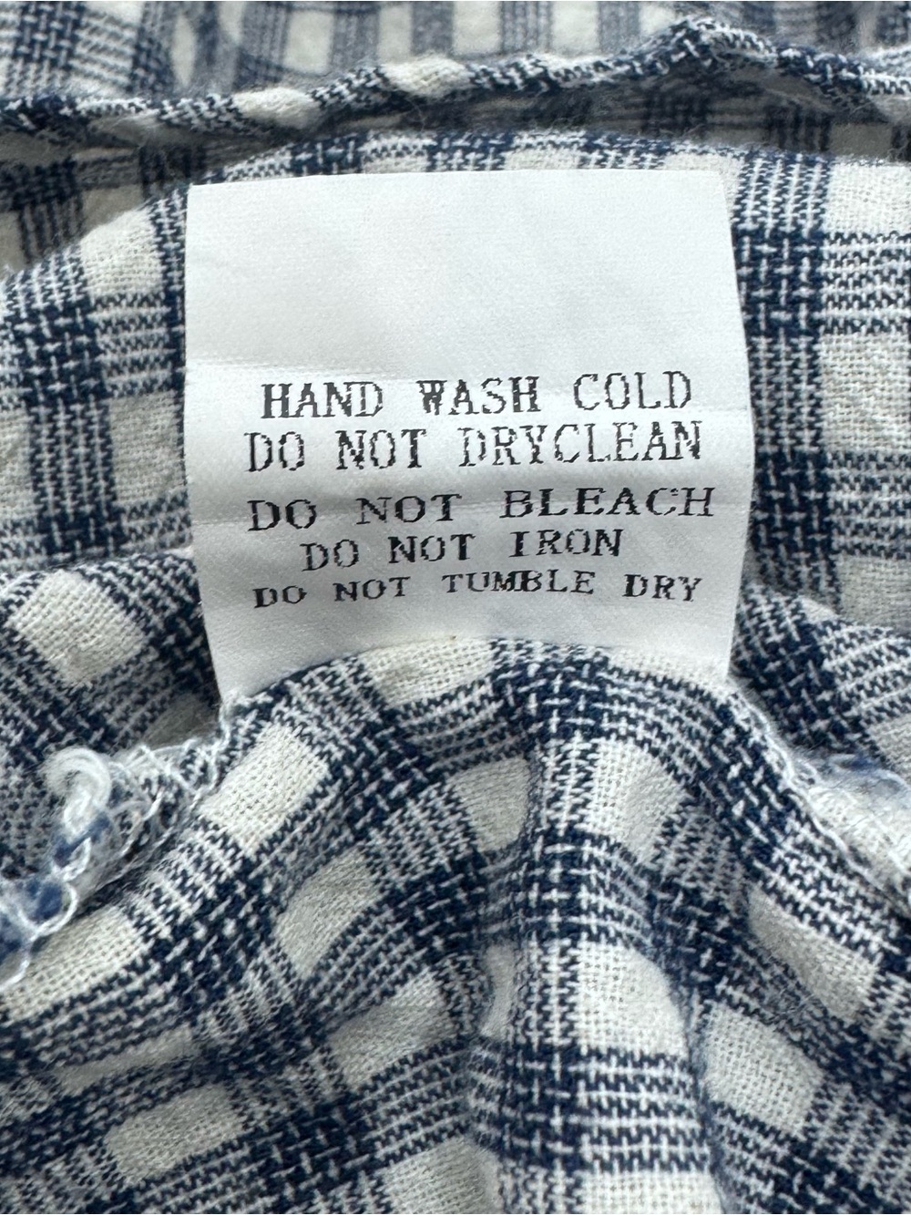 Davi & Dani Blue & White Gingham with Embroidered Floral Sleeves Size Small - Picture 10 of 10